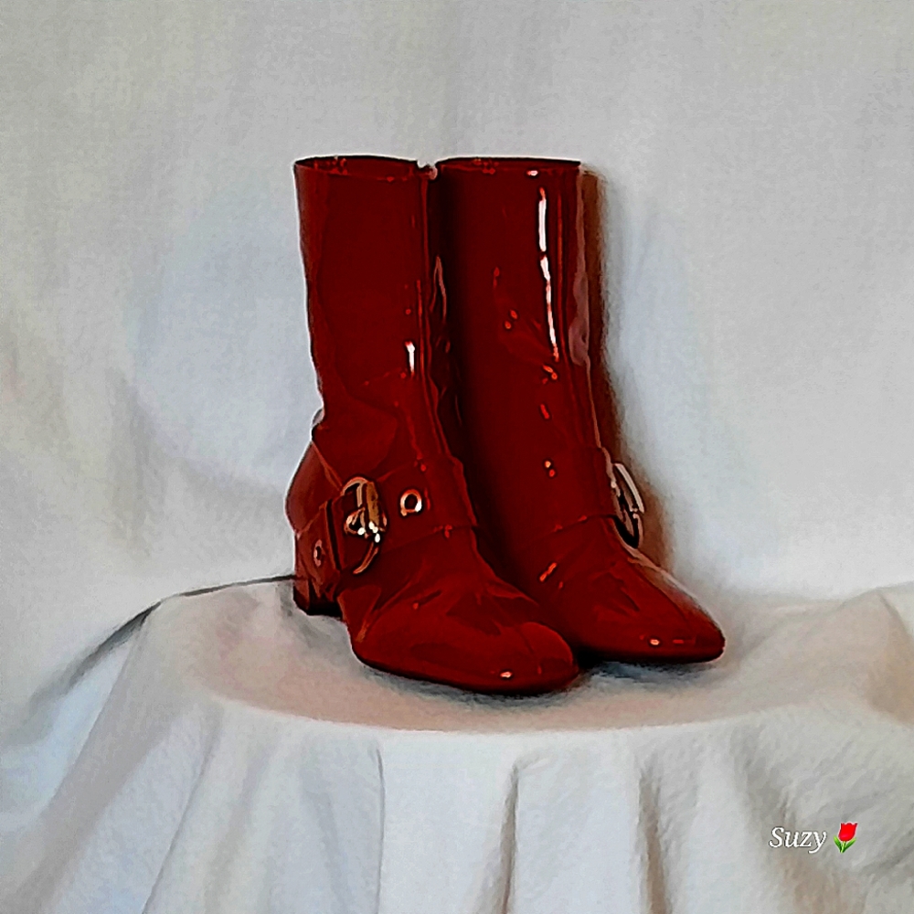 FRANCO SARTO Cherry Red Genuine Patent Leather Booties - Picture 4 of 6
